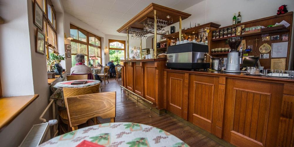 Others 3, Hotel Smokovec, Poprad