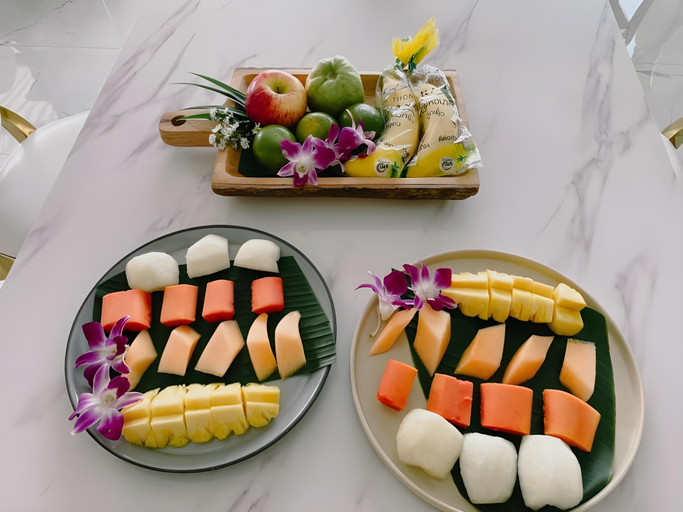 Food & Drinks 3, Worachat Boutique Hotel, Lom Sak