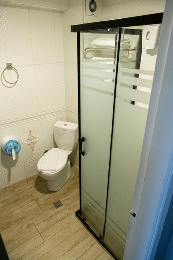 Bathroom 5, CAG OTEL, Merkez