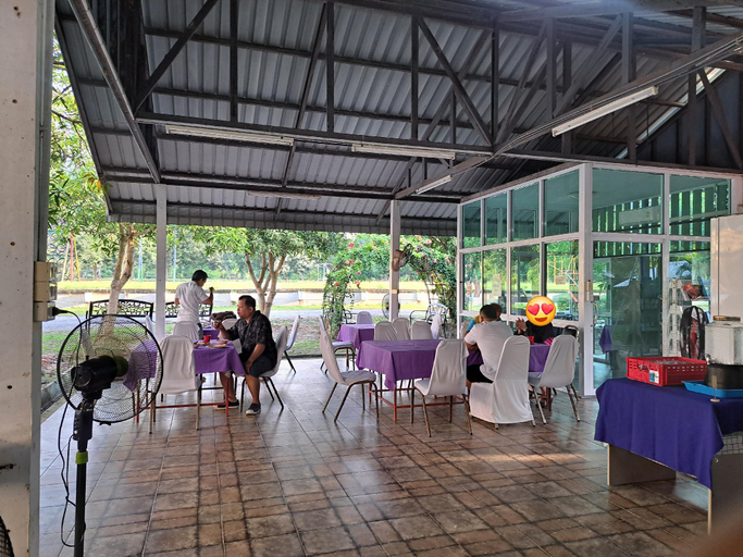 Food & Drinks 5, Armthong Resort, Muang Nakhon Nayok