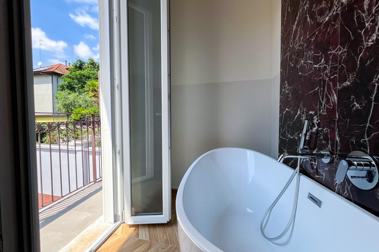 Bathroom 4, Hotel RossoVino Milano, Milano