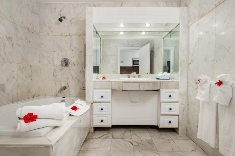Bathroom 3, Sapphire Beach Club Resort