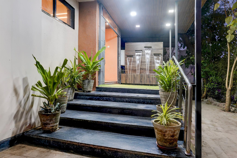 Others 3, Palette- Siddharth Inn, Gandhinagar