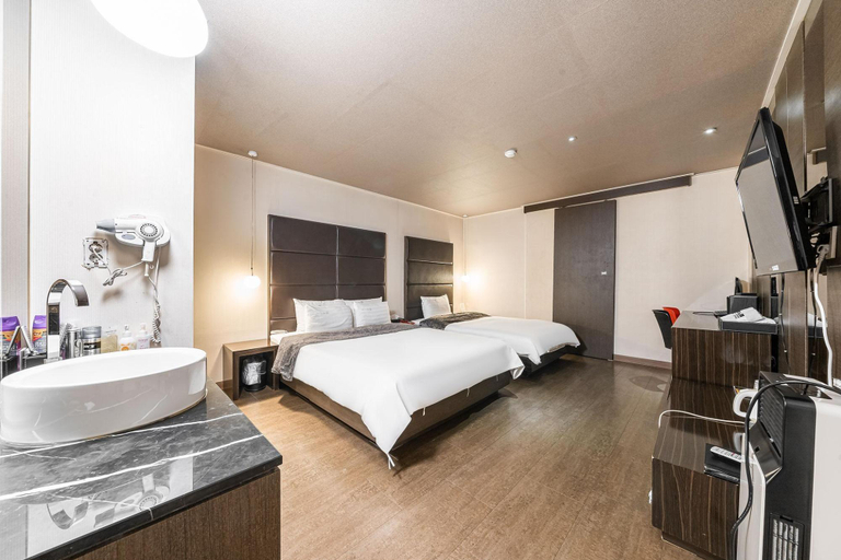 Bedroom 4, Wolgot Hotel Yeon, Siheung