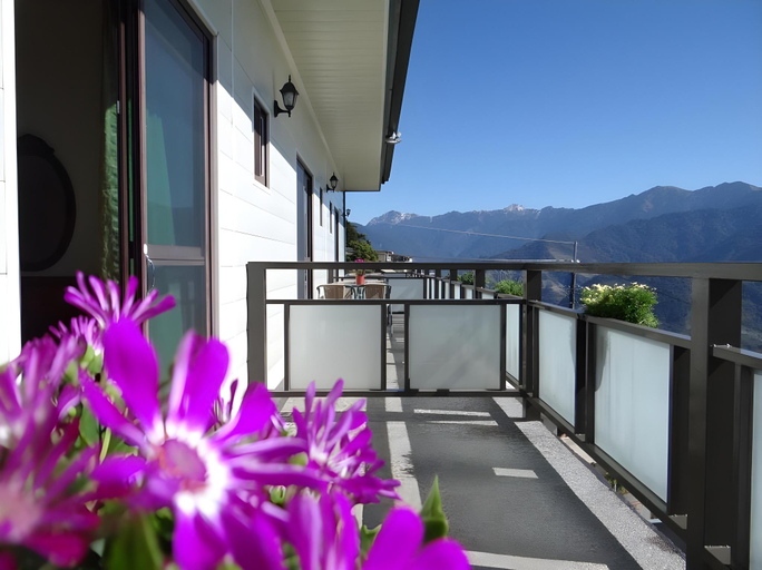 Others 3, Water Swing BnB, Nantou