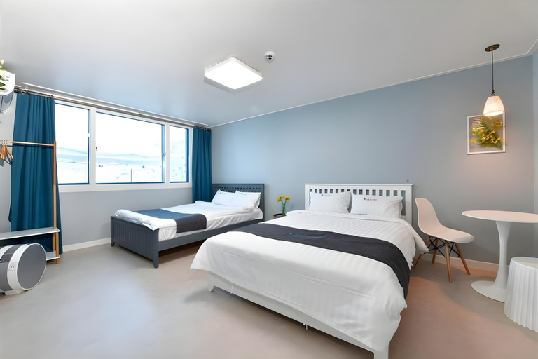 Bedroom 2, Damyang Airini C Pension, Damyang