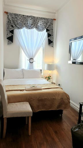 Bedroom 3, Gabriel Guesthouse, Denbighshire