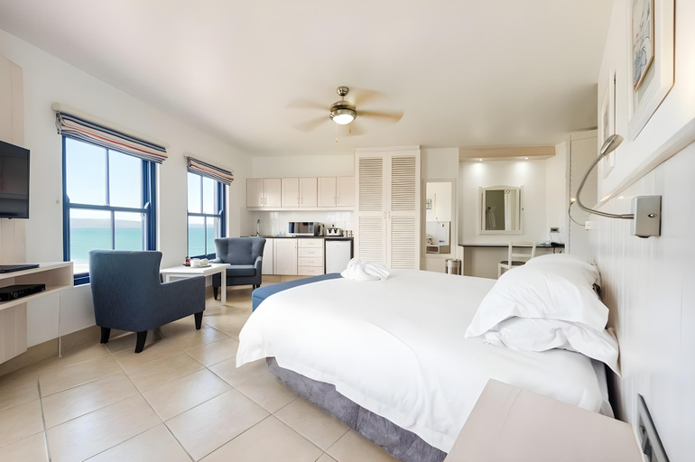 Bedroom 3, Club Mykonos Langebaan, West Coast