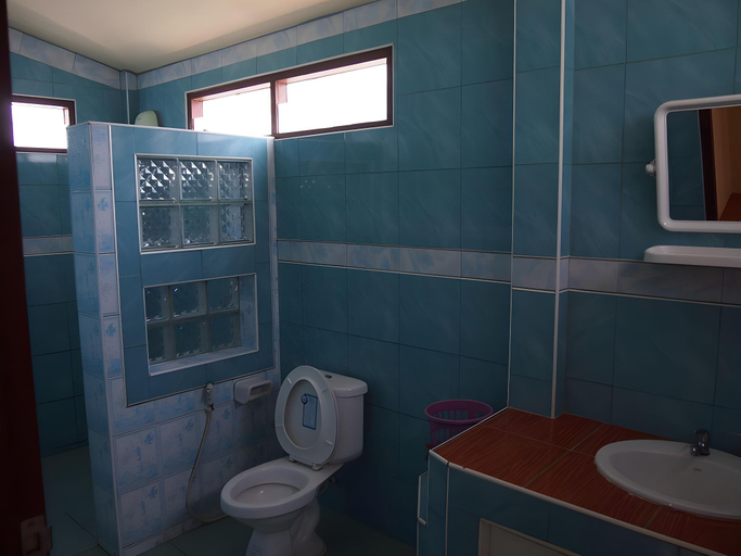 Bathroom 2, New Sunrise Village Bangpor, Ko Samui