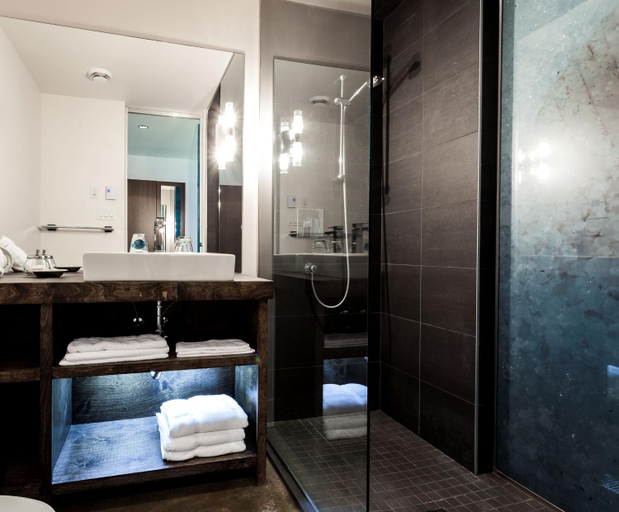 Bathroom 3, Auberge Sutton Brouërie, Brome-Missisquoi
