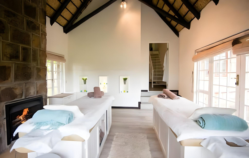 Bedroom 2, Walkersons Hotel and Spa, Nkangala
