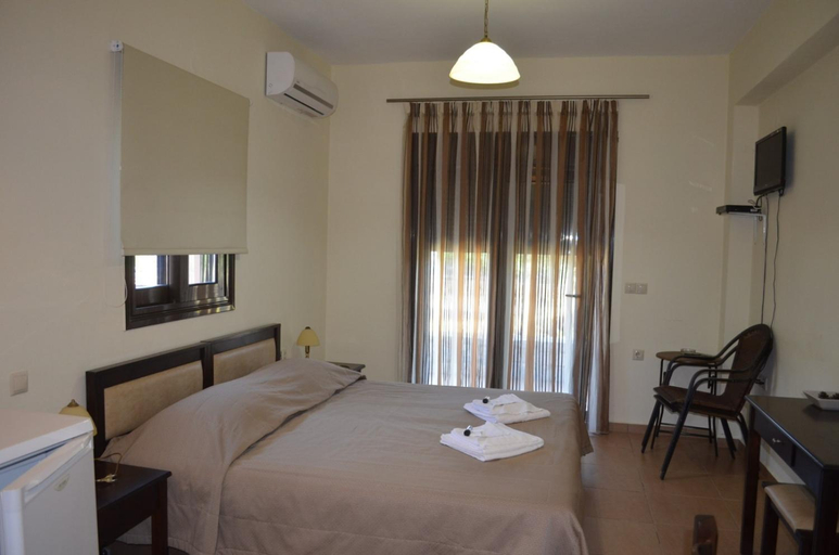Bedroom 2, Xenonas Anopolis 2, Crete