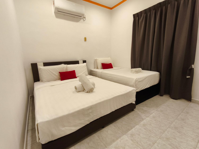 Bedroom 3, A'Famosa Private Pool Villa Lot 807-Fong Homestay, Alor Gajah