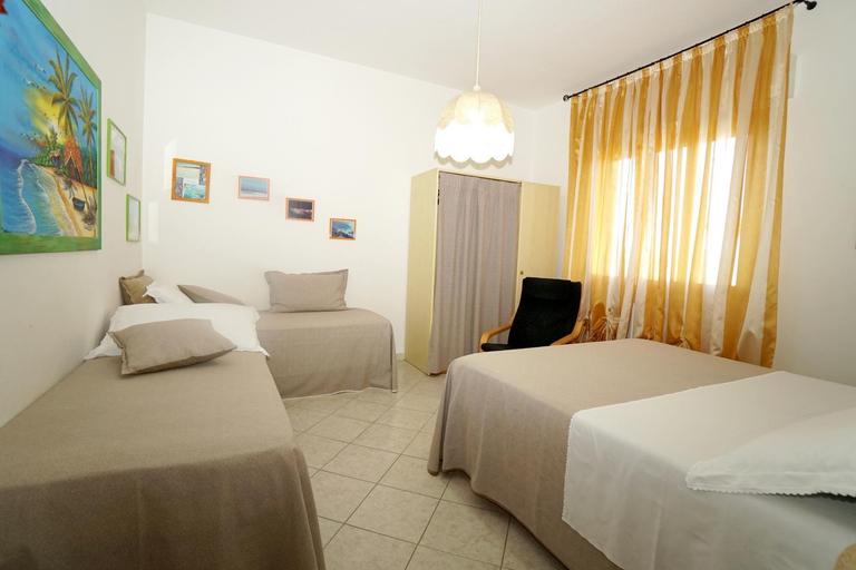 Bedroom, La Mimosa, Livorno