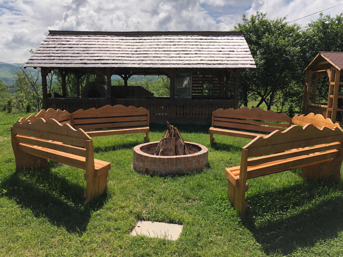 Others 5, Soare-n Maramures, Budesti