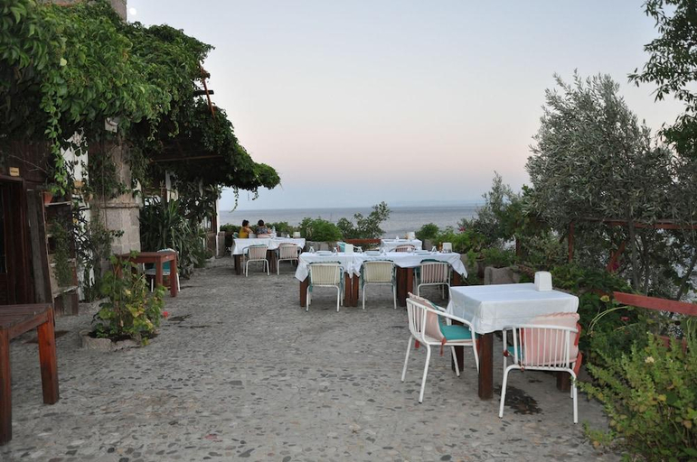Food & Drinks 3, Assos Terrace, Ayvacık
