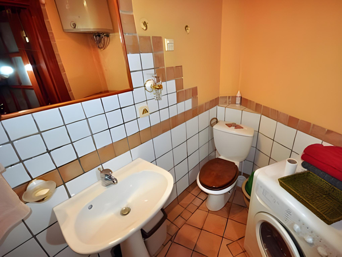 Bathroom 2, Downtown Belgrade Apartments, Belgrade