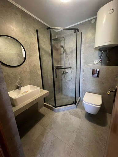 Bathroom 3, Боброва-Хата, Shats'kyi