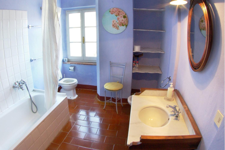 Bathroom 4, Fattoria Santa Vittoria Apartment Upupa 1, Arezzo