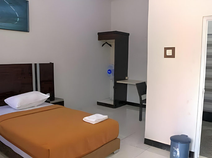 Bedroom 3, Shanrilla Hotel, Tasikmalaya