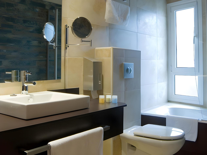 Bathroom 3, Sercotel Codina, Guipúzcoa