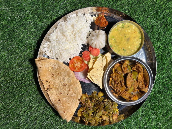 Food & Drinks 5, Sea Esta Resort & Cafe, Raigarh