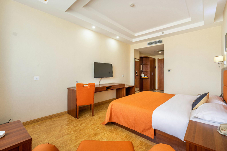 Bedroom 2, Linsong Hotel, Zhangye