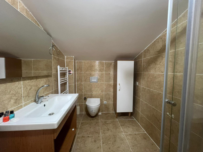 Bathroom 5, Mavikoy Apart, Merkez