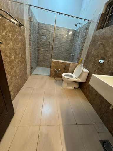 Bathroom 3, Dream Inn Guest House Islamabad, Islamabad