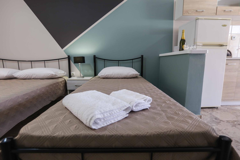 4, AK VILLAGE ROOMS, Peloponnese