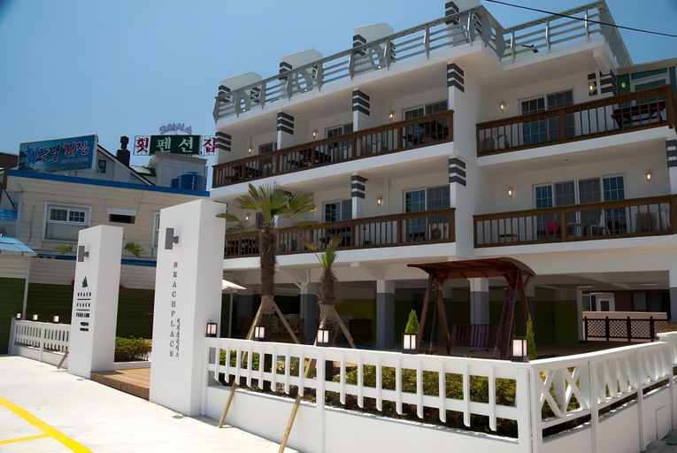 Others 5, Beach place Pension, Namhae