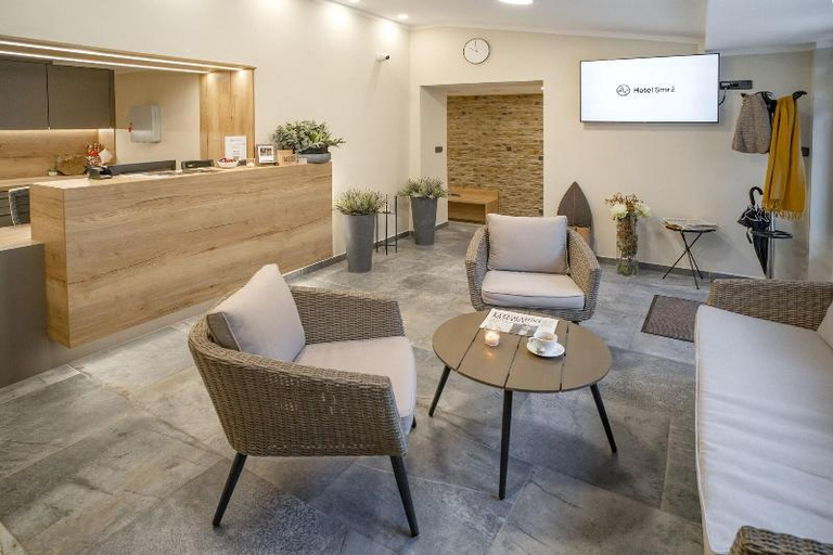Public Area 3, HOTEL SMRŽ, Písek