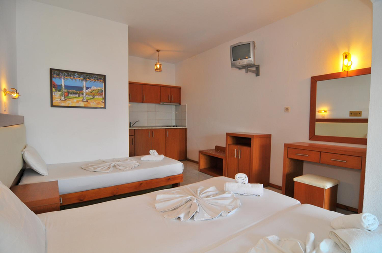 Others 4, Hotel Emerald and Suites, East Macedonia and Thrace