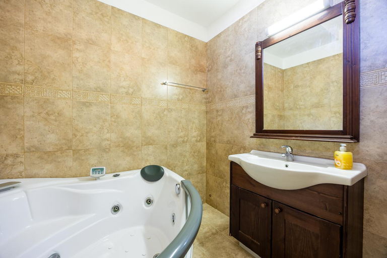 Facilities 2, Villa River View