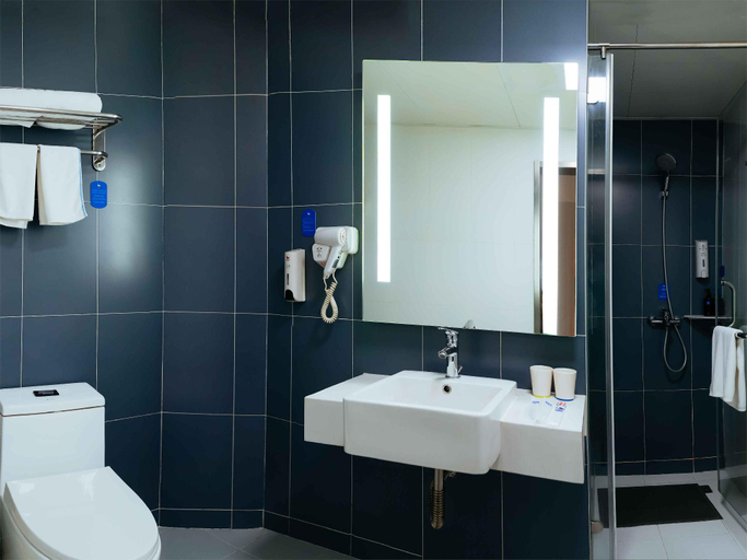 Bathroom 3, Hanting Hotel Taiyuan Liuxiang Zhonglou Street, Taiyuan