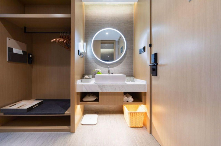 Bathroom 3, Atour Hotel Huaian Shuidukou Avenue, Huai'an