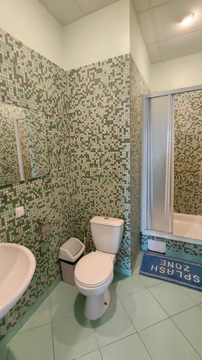 Bathroom, Arita, Aizkraukle