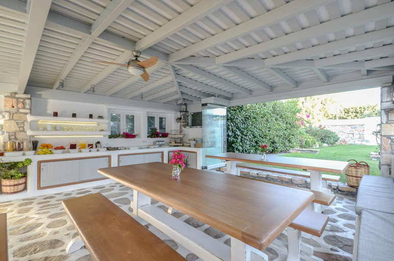 Food and beverages 3, Villa Romantica Naxos, South Aegean