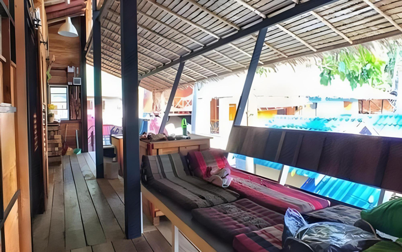 Others 3, Cafe del sunshine, Koh Chang
