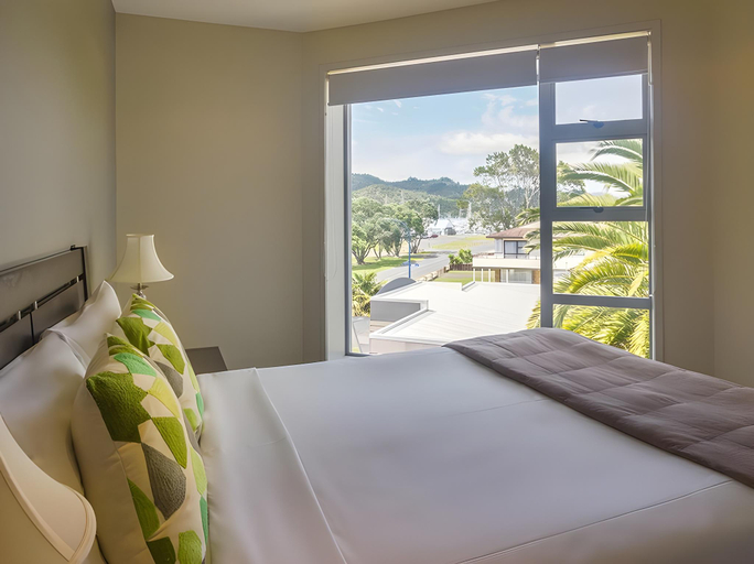 Bedroom 3, Esplanade Apartments, Thames-Coromandel