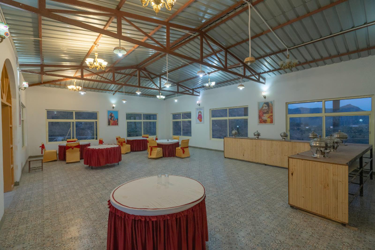 Food & Drinks, Paatli Fort Estate Resort, Nainital