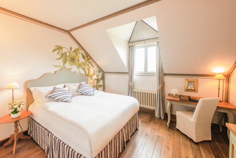 Bedroom 2, Chateau Mcely Hotel, Nymburk
