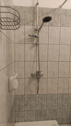 Bathroom 3, Nikolaou Thomas House, Epirus