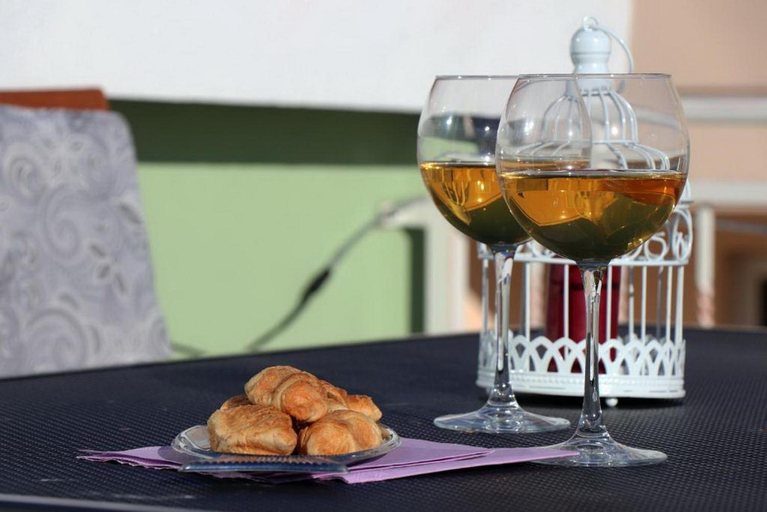 Food & Drinks 4, Apartmani clementina sunrise, Orebić