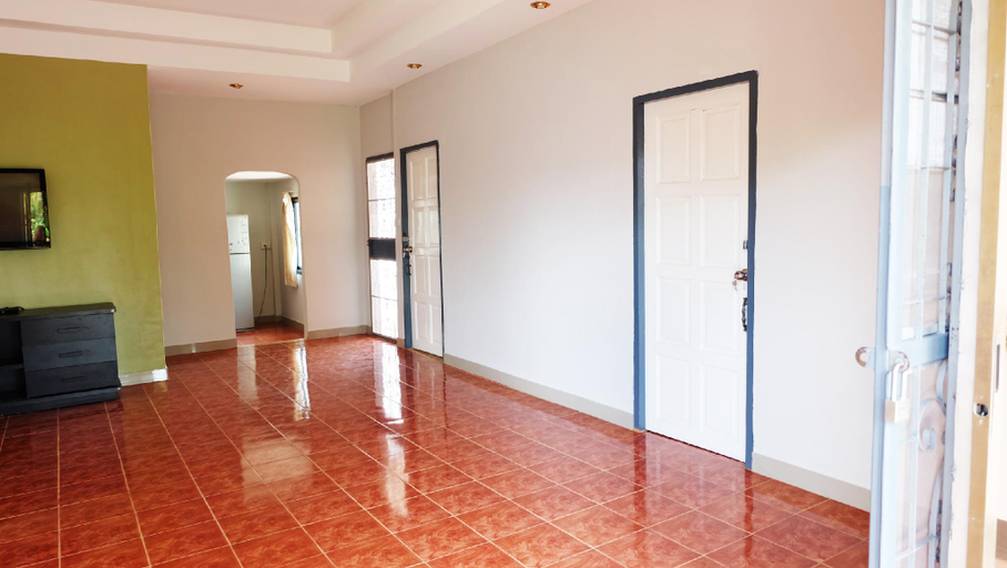 Others 2, Narakorn House, Muang Buri Ram
