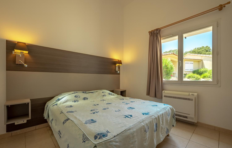 Bedroom 2, Residence Odalys San Martinu, Corse-du-Sud