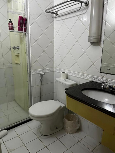 Others 2, Quarto em hotel na Rua Gomes de Carvalho, São Paulo