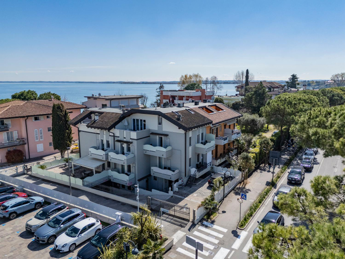 5, Apartments Peninsula, Brescia