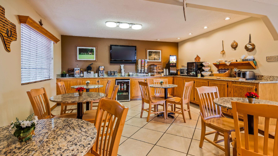 Food & Drinks 5, Best Western Llano, Llano