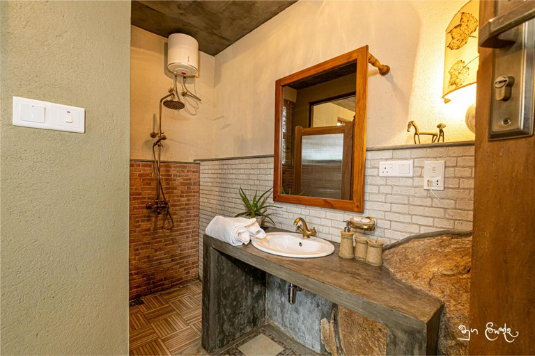 Bathroom 2, Villa Nugaliyadda, Pathahewaheta